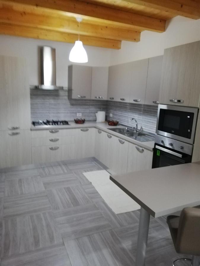 B&b villa Arena Zingarello Exteriör bild