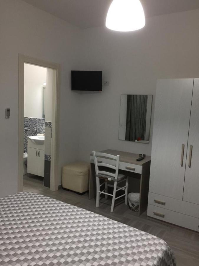 B&b villa Arena Zingarello Exteriör bild